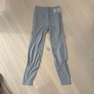PINK ACTIVE LEGGINGS SIZE SMALL
